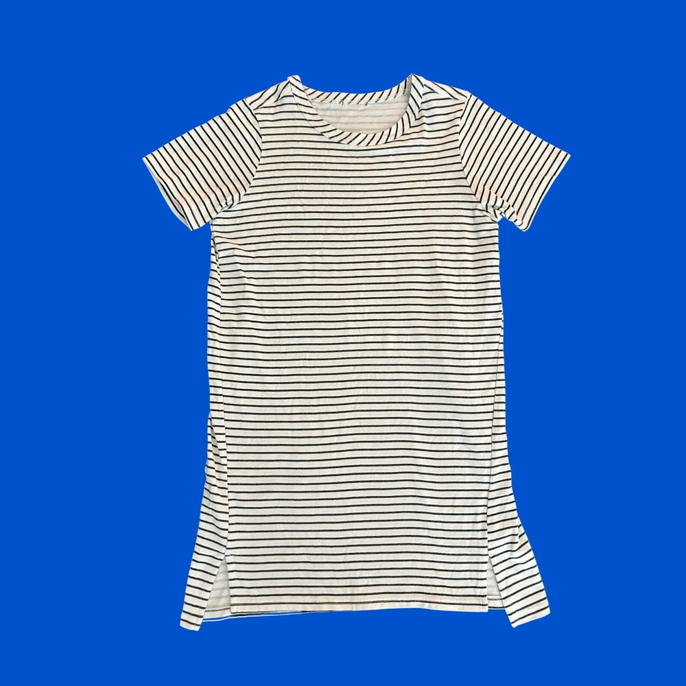 Black and White Striped Short Sleeve T-Shirt Dress with Side Slits Size L 1361